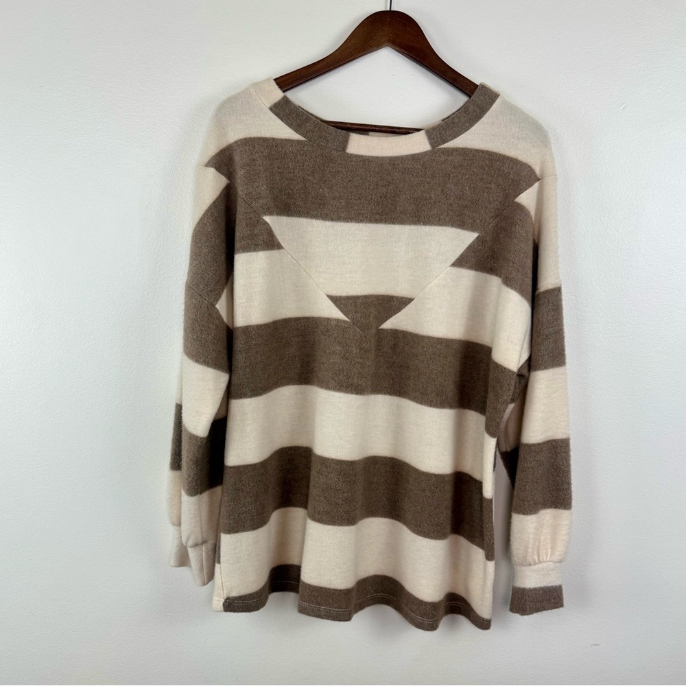 BUCKET LIST Brown and Cream Striped Fleece Women’s Sweater Size Small EUC